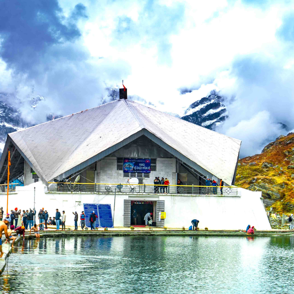 GURUDWARA HEMKUNT SAHIB